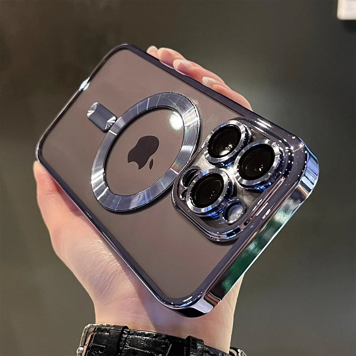 Luxury Magnetic For Magsafe Wireless Charge Plating Clear Case For iPhone 12 13 14 15 16 17 Pro Plus Max 17 AIR Shockproof Silicone Cover
